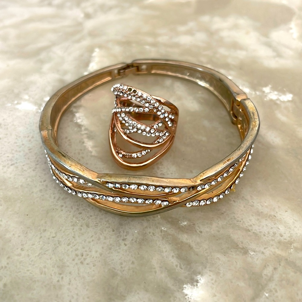 Small bracelet & ring size 6 missing stones gold tone infinity weave vintage